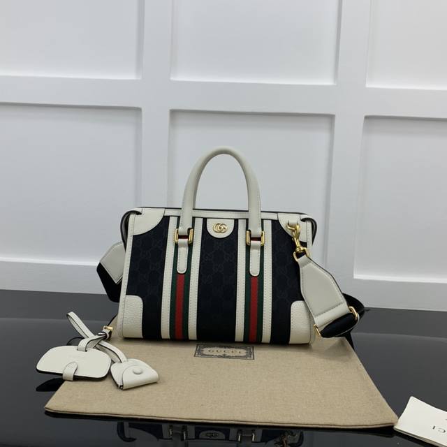 gucci New Counter Quality Top Original Leather Real Shot Model Number: 715772