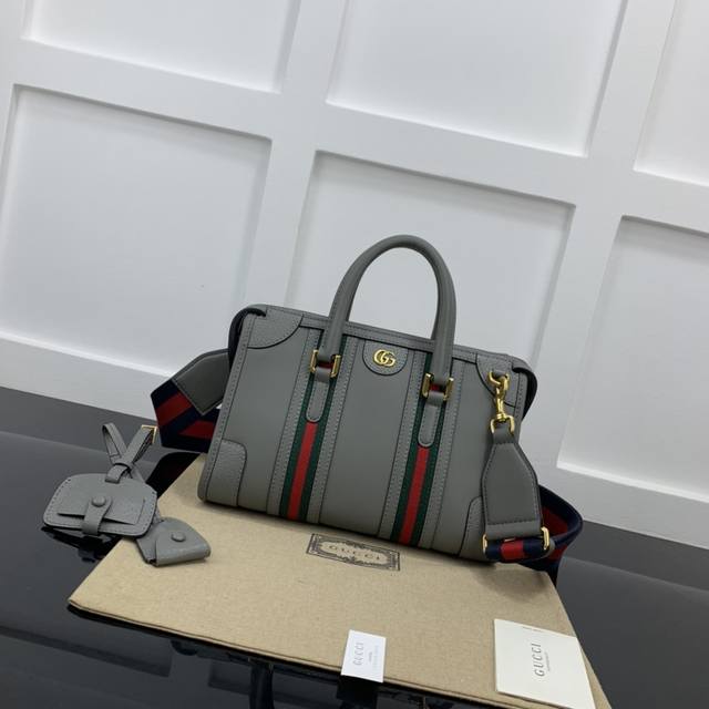 gucci New Counter Quality Top Original Leather Real Shot Model Number: 715772