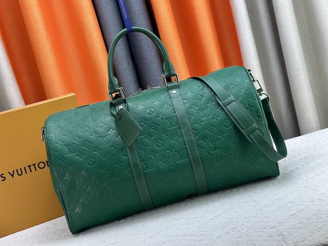m13008 M12799 M12800 M41416This Keell Bandouli Re 50 Travel Bag Is In Monogra