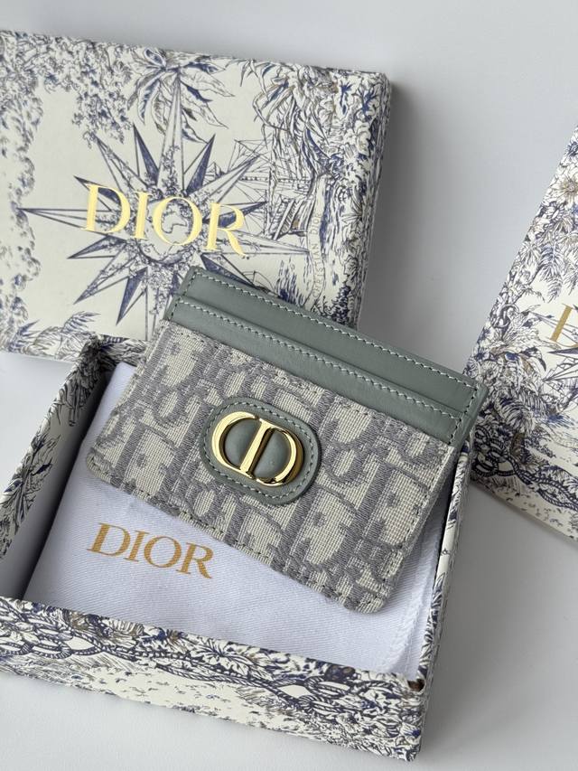authentic Cardholder Blue Oblique Print Code: S2152 This 30 Montaigne Cardhol