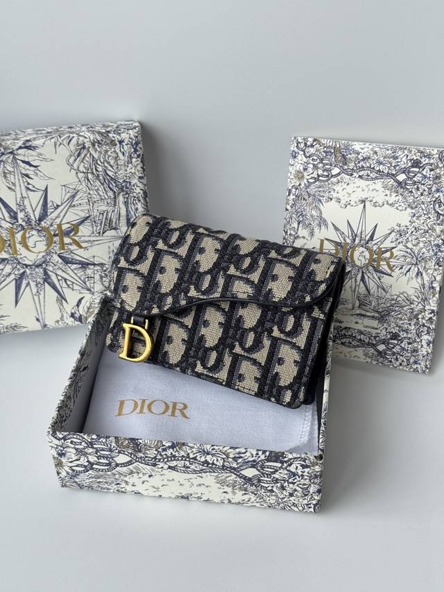 Genuine New Saddle Card Holder From D. It Is Small Enough To Hold A Dozen Cards
