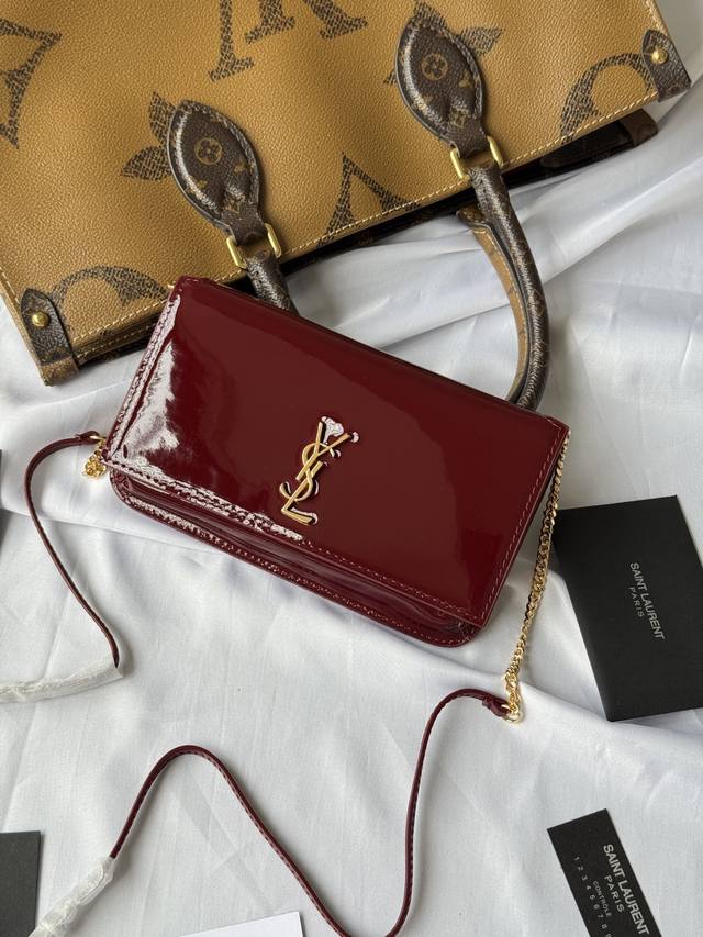 Red Patent Leather Monogram Phone Holder Mini Bag_ For The Current Super Popular