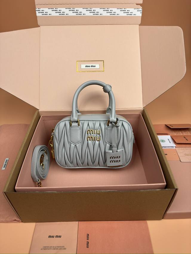 Original Leather With Picture Packaging Premium Hardware Original Leather Arcadi