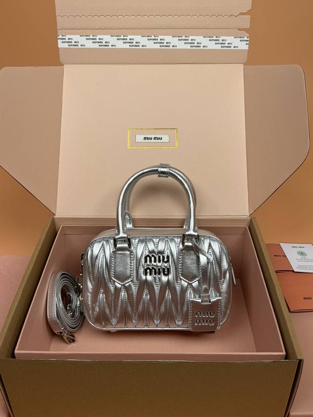 Original Leather With Picture Packaging Premium Hardware Original Leather Arcadi