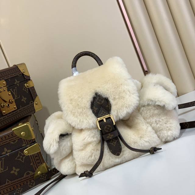 Top-Quality Original Nano Teddy Backpack M11919 Lambswool The Nano Teddy Backpac