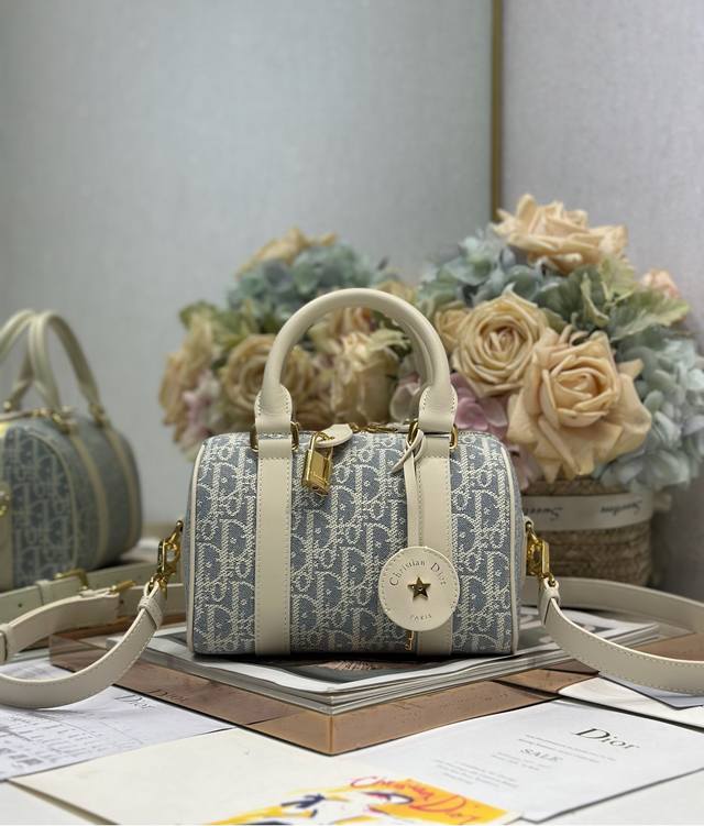 dior Groove 20 Small Handbag In Grey D Fabric Woven This Dior Groove 20 Handb