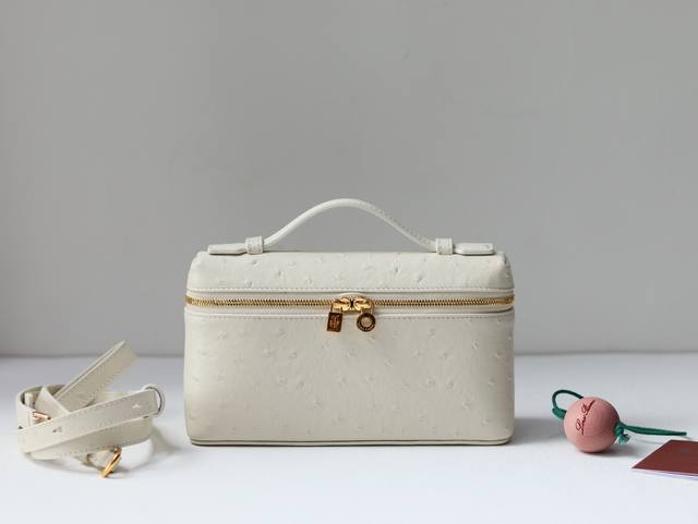 Comes With A Full Set Of Counter Packaging. New Products Are Online. Ostrich Lea