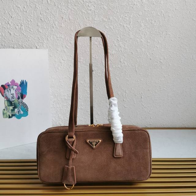 Top-Grade Original New Used Bag 1Bb116 Suede This Used Bag Is Made Of Imported S