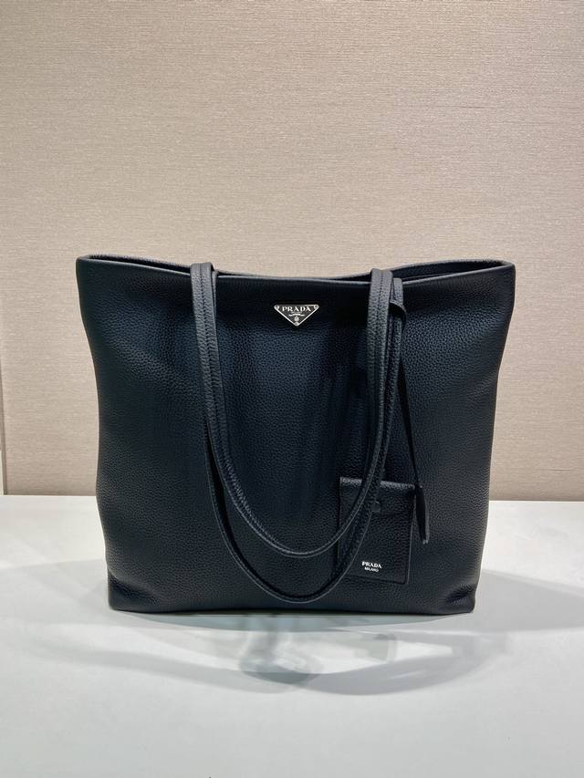 With Counter Packaging New Tote Bag 2Vg130 Men's This Tote Leather Handbag Has A