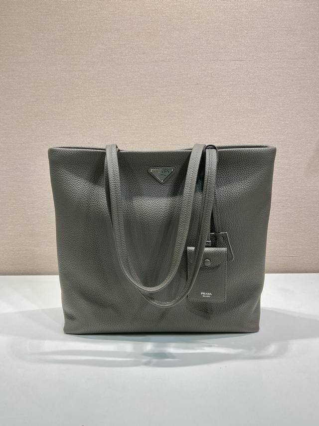 With Counter Packaging New Tote Bag 2Vg130 Men's This Tote Leather Handbag Has A