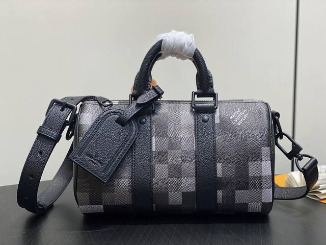 Factory Price P Top Original M14919 Black Camouflage Speedy Pillow Bag New For T