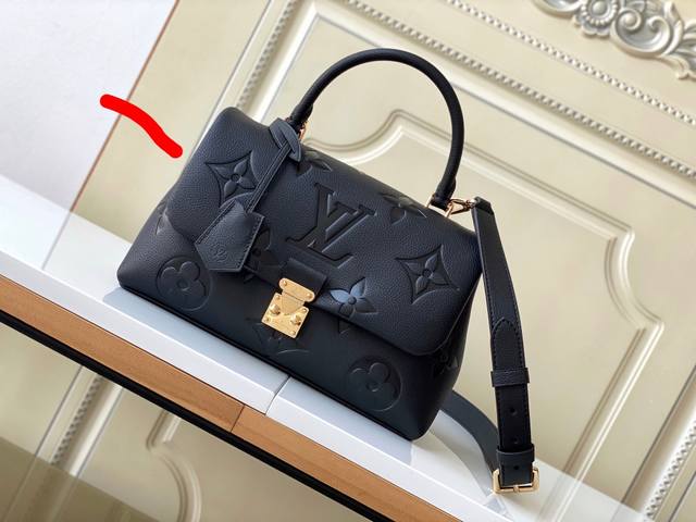 Factory Price P Haiyuan Foreign Single Real Home Shot Large Size M45976 Black M4