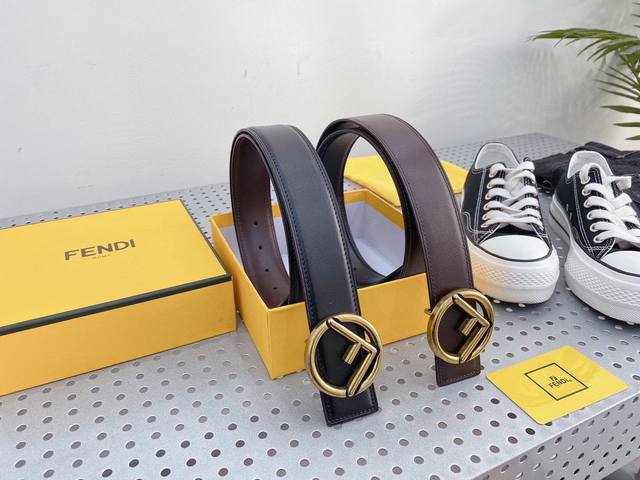 Fendi's New Model Is Really Beautiful. The Limited Edition Is Super Fashionable
