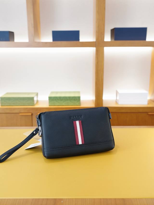 bally High-Version Clutch Bag Synchronized With Bally's Official Website A Ti