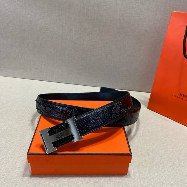A Must-Have Crocodile Leather Belt For Men Instantly Elevates Your Look. A Croco
