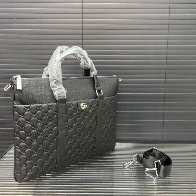 gucci Gucci Leather Briefcase Men's Bag Computer Bag Handbag Classic All-Matc