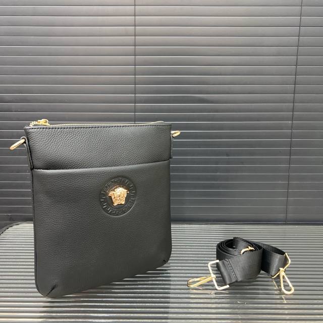 versace Versace Leather Shoulder Bag Messenger Bag Classic All-Match Real Sho