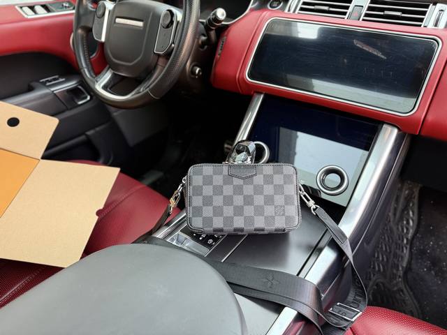 Chip Version High-End Goods New Louis Vuitton Lv Shoulder Bag Louis Vuitton Mess