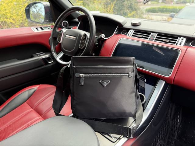 High-End Goods Latest Prada Prada Shoulder Bag Prada Messenger Bag Crossbody Bag