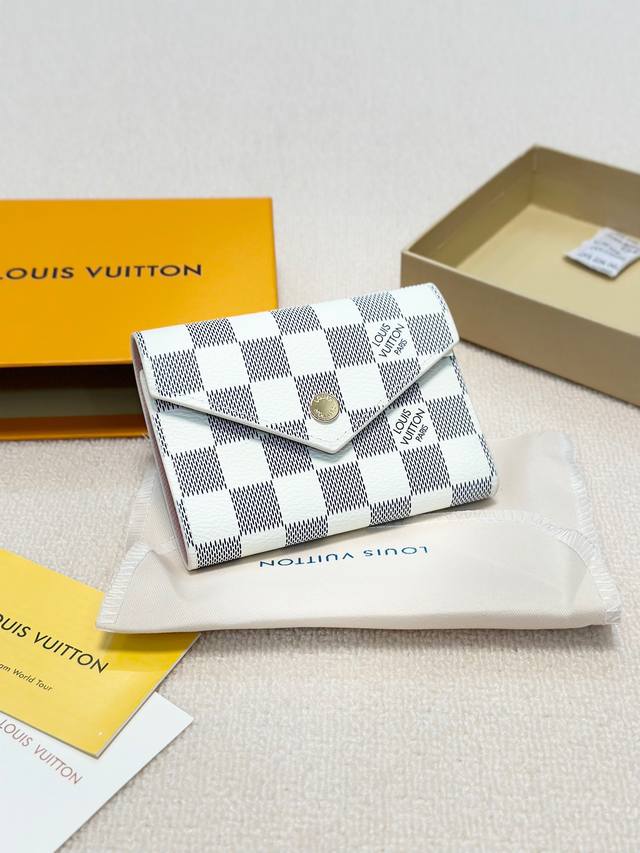 Color White Grid Size 12X9 Model 41938 Lv X Yk Victorine Wallet From Louis Vuitt