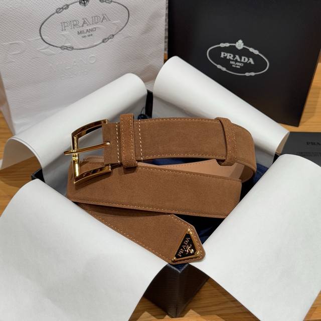 Men's Suede Belt This Suede Leather Belt Is Simple Yet Sophisticated With An Eye
