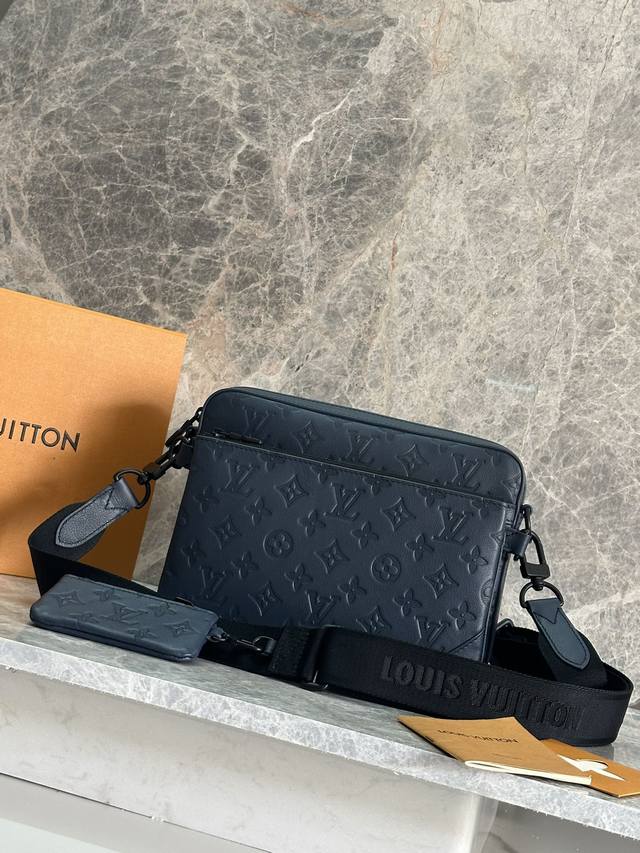 trio Messenger Bag Model M14785 Blue This Trio Messenger Bag Is Made Of Soft