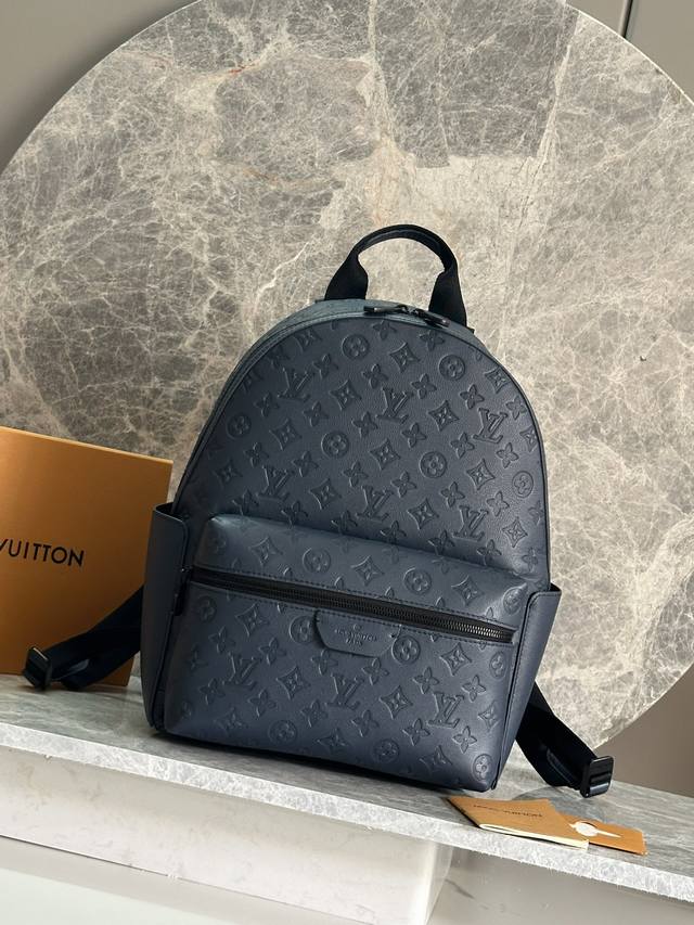 discovery Small Backpack M14884 Dark Blue This Discovery Small Backpack Is Ma