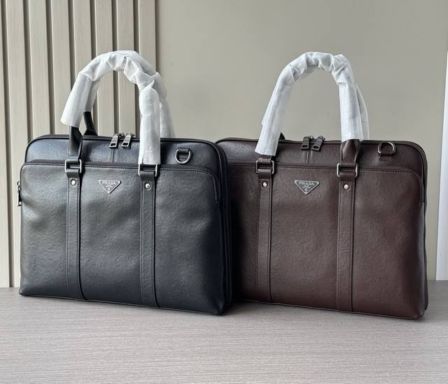Top Counter Mouse High-End Fierce Goods 2025 Latest Hot Prada Handbags Are Shipp