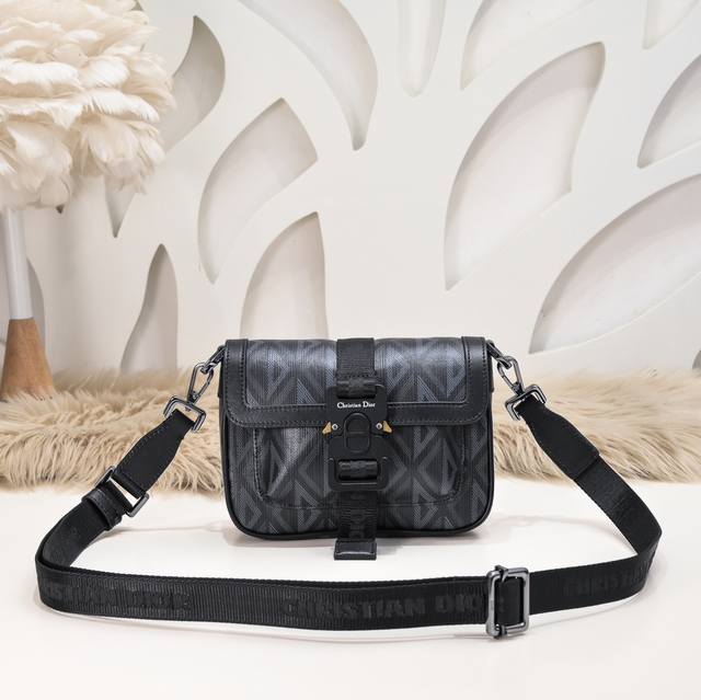 dior-Dior's Latest Messenger Bag Crossbody Bag, Original Quality 708, This Di