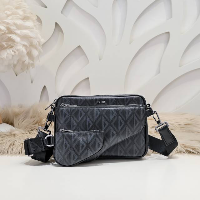 dior - The Latest Shoulder Bag From Dior Counters. The Original Quality Is Sy