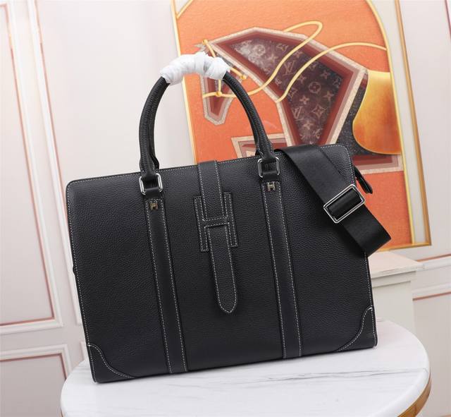 The Latest And Hottest Hermes Handbags Are Shipped In Large Quantities. We Are N