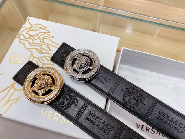 Versace - Pure Cowhide With Beautiful Diamonds, High-End Goods, Clear Texture, S