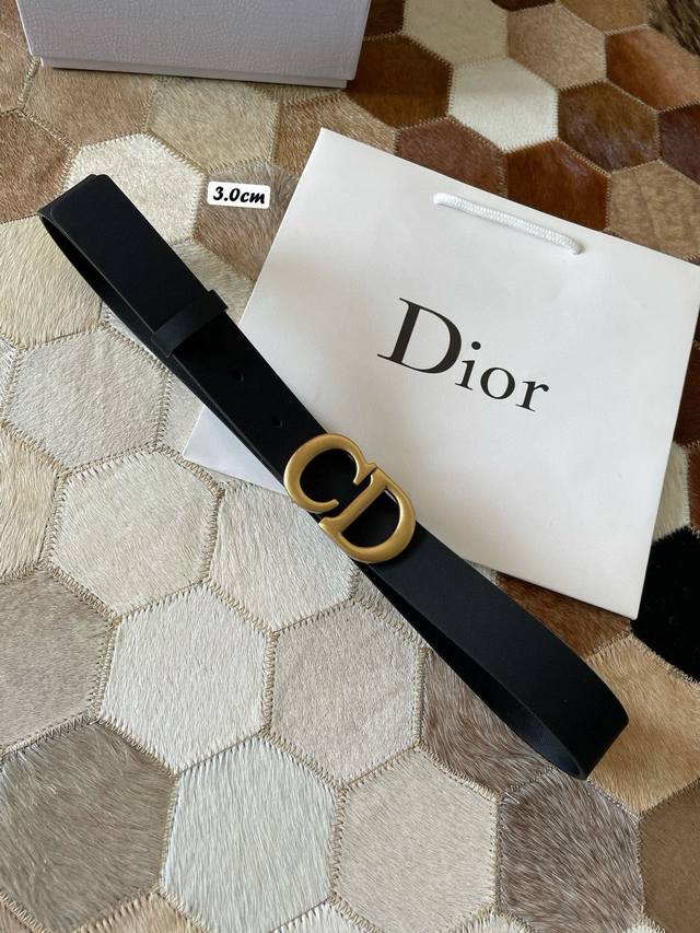 Width 30Mm Gold Cd Buckle Popular Leather Women's Belt To Play With Summer Collo