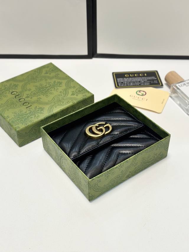 Color Black Size 11*10*2 Gucci's New Style Is Now On Sale. Made Of Top-Grain Cow