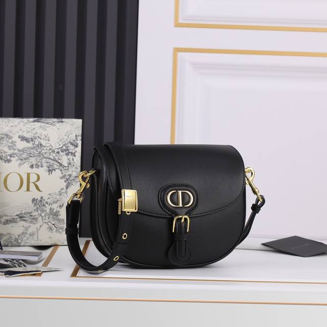 dior S New Bobby Black Crossbody Handbag #Dior The New Model Is Very Simple A