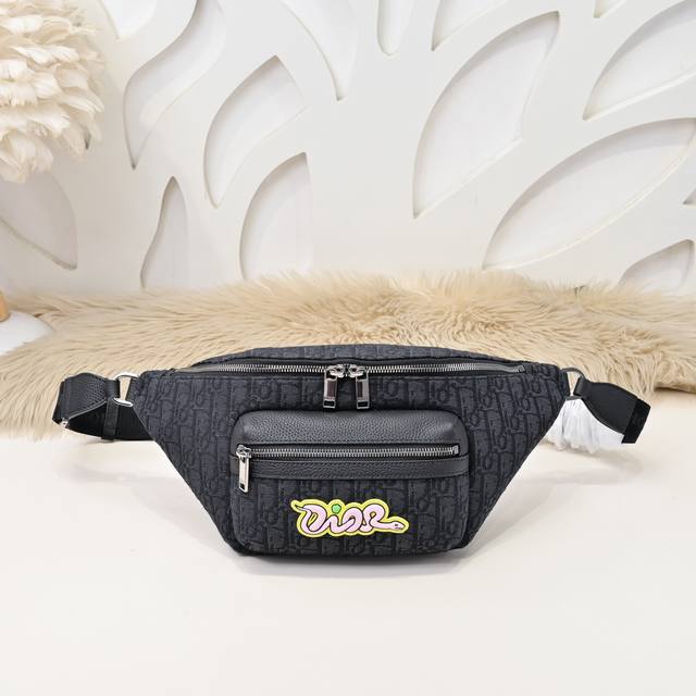 dior - The Latest Chest Bag And Waist Bag From Dior Counters, Available On Th