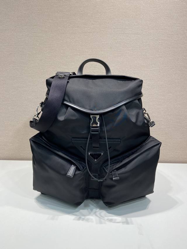 New Catwalk Style 2Vz108 Shoulder Bag This Catwalk Style Backpack Is Made Of Imp