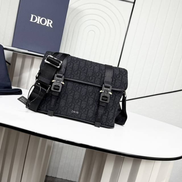 The Highest Version In The Market, Original Quality, Authentic Pattern Making Gu