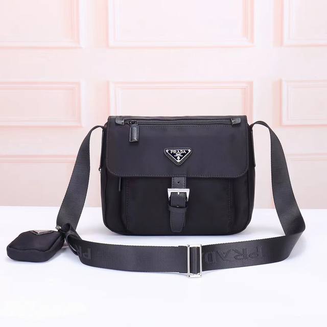prada-Prada's Latest Shoulder Bag Messenger Bag Official Website Uses Origina