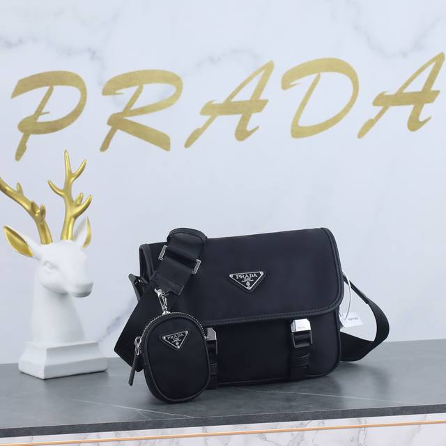 prada Prada's Latest Three-In-One Combination Messenger Bag 2Vd034 Has Arrive