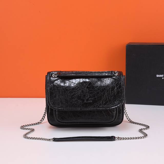 Model 41000 Niki 22Cm Black New Version_ Niki 22Cm The Most Popular Niki Baby Si