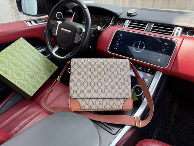High-End New Gucci Shoulder Bag Gucci Messenger Bag Gucci Silver Hardware Adjust