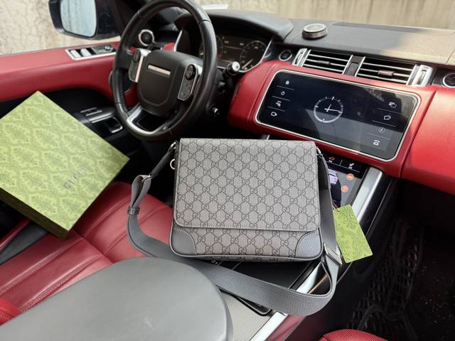 High-End New Gucci Shoulder Bag Gucci Messenger Bag Gucci Silver Hardware Adjust
