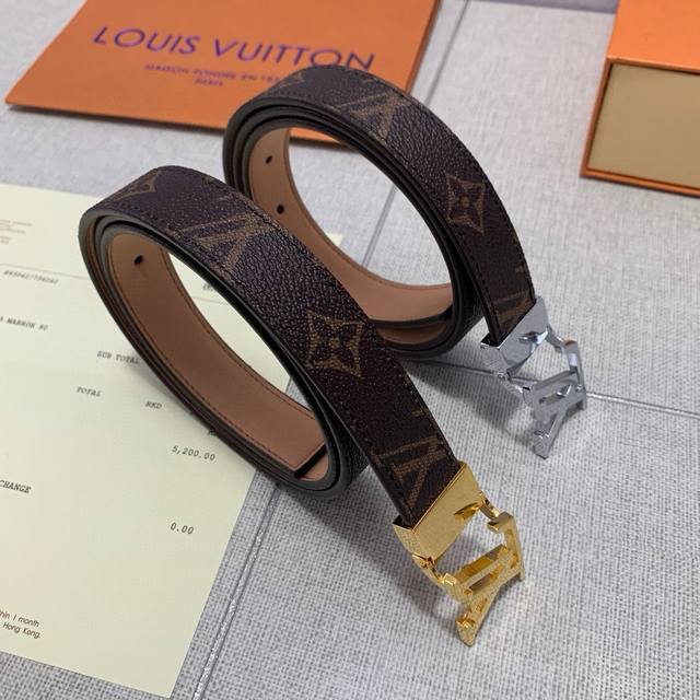 Brand Louis Vuitton Lv Steel Buckle Grade Women's Belt. Top Layer Cowhide. Exqui