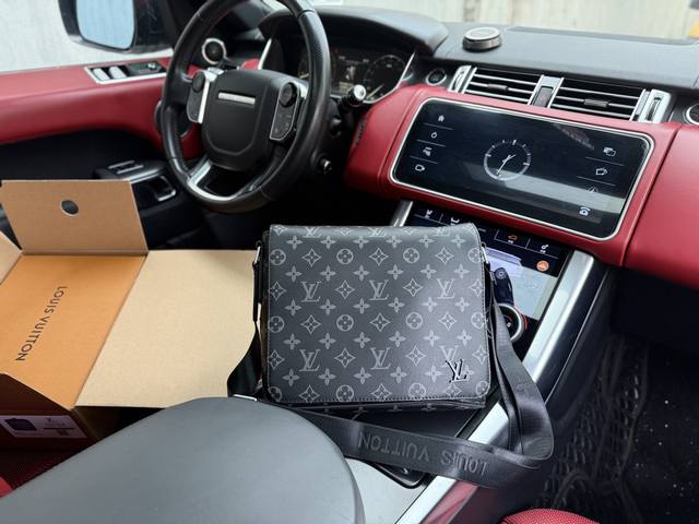 Chip Version High-End Louis Vuutton Lv Shoulder Bag Louis Vuitton Messenger Bag