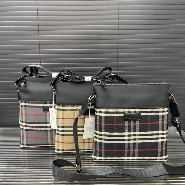 burberry Burberry Nylon Cloth Messenger Bag Camera Bag Unisex Messenger Bag S