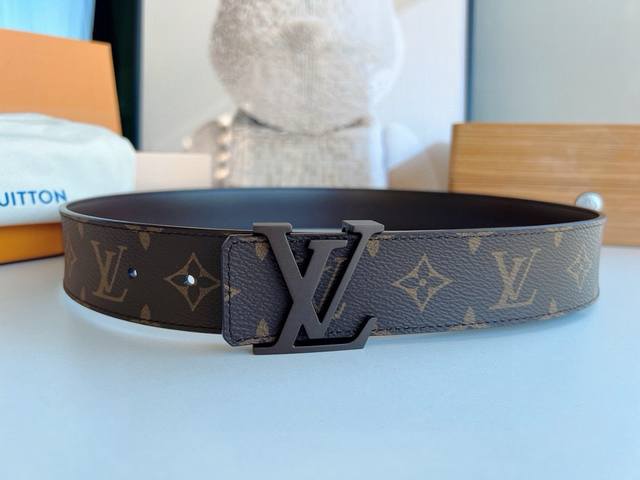 Louis Vuitton Men's Belt Series Goes Beyond Practical Functions To Add A Touch O