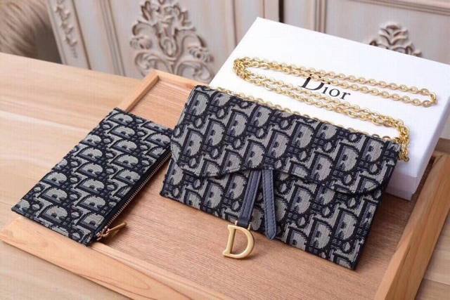Color Black Size 19*10.5*3.5 Dior Counter Synchronization Can Be Shoulder-Carrie