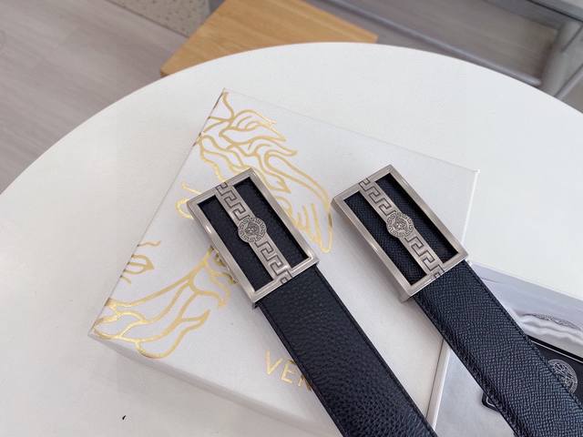 Versace - Pure Cowhide, High-End Product, Clear Texture, Super Good Feel, Street