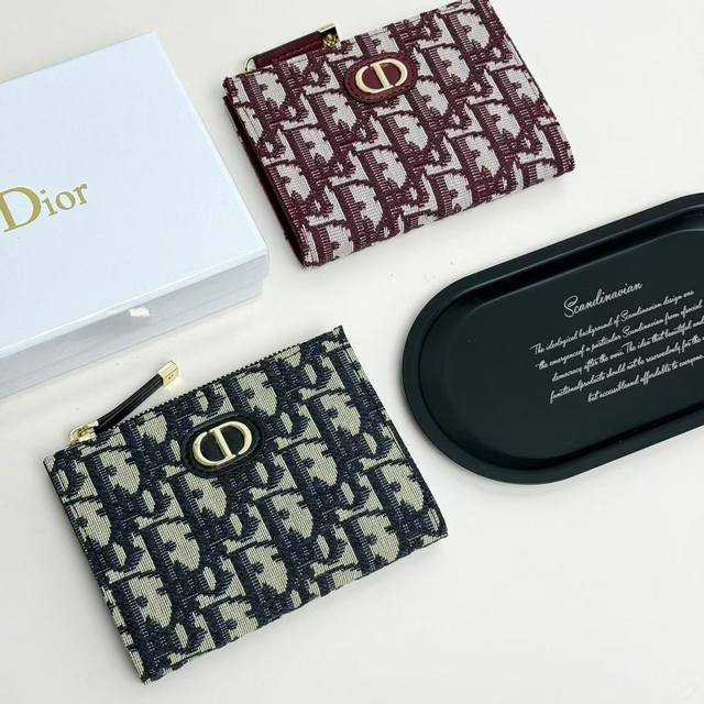 dior 796 Color Black Red Size 11.5*9*2 The Latest Model From Dior Is Now On S